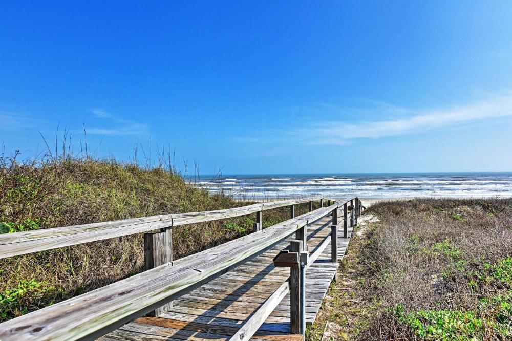 Beachfront Views Breezy Port Aransas Condo!